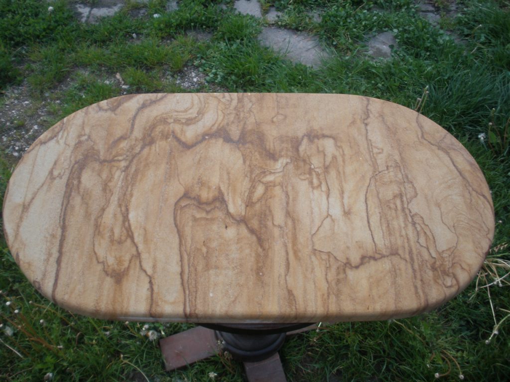 OLYMPUS DIGITAL CAMERA Pískovcová kamenná deska, stůl