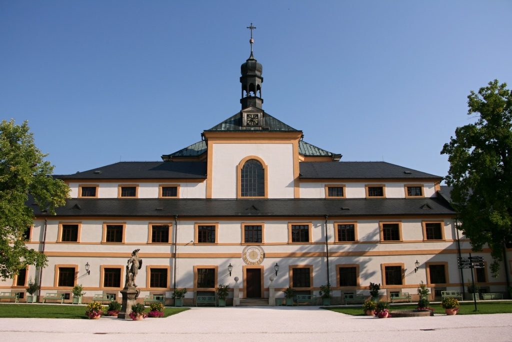 kuks Pískovec pro stavby a renovace.