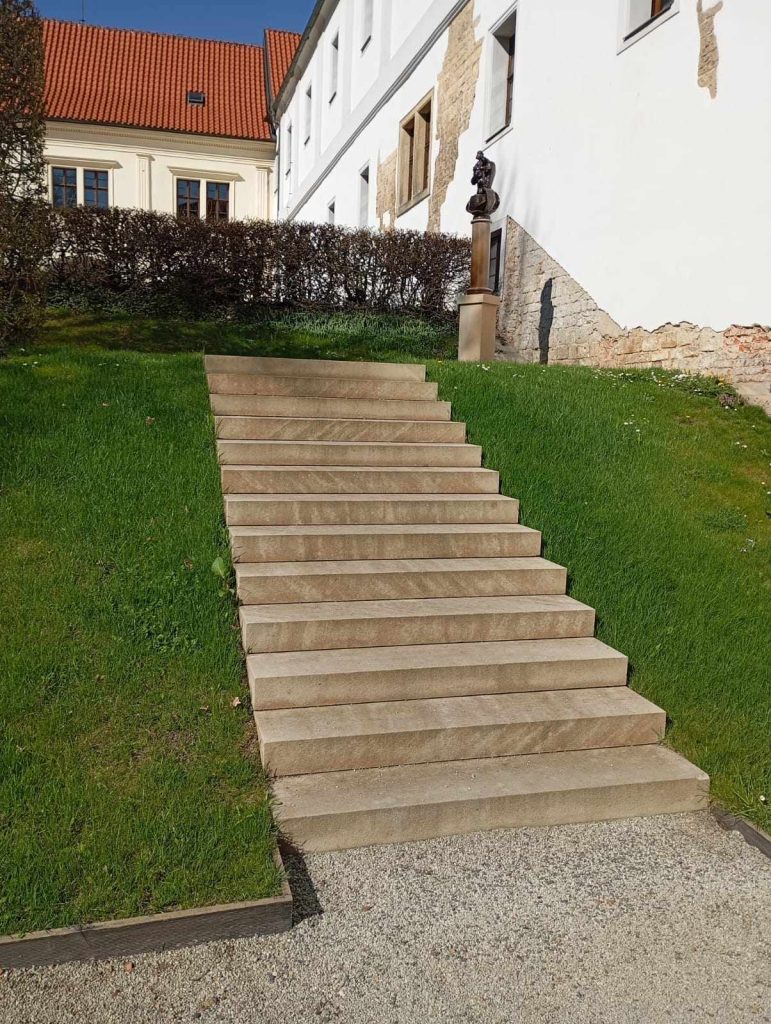 Pískovcové schody Pískovcové schody. Strahovský klášter